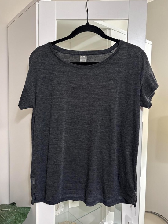 icebreaker Tops - Icebreaker Merino Wool Blend Heather Grey Top size Small